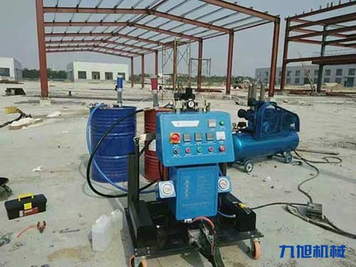怎樣檢驗聚氨酯噴涂機的黑白料質量(圖2) 新建鋼結構廠房聚氨酯防腐
